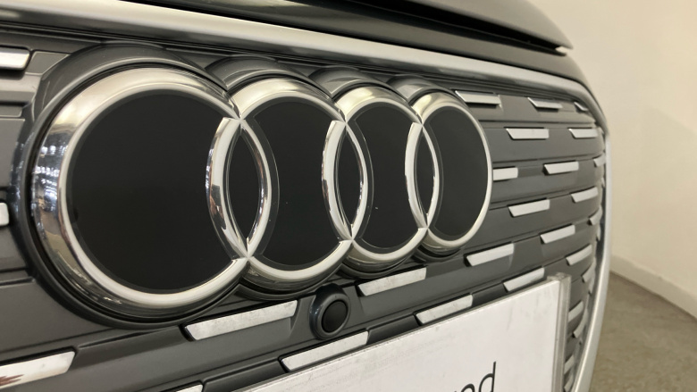 Audi Q4 e-tron 150kW 40 82.77kWh Launch Edition 5dr Auto Electric Estate